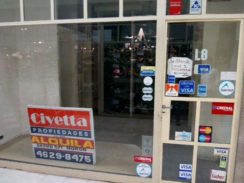 Excelente Local Comercial Galería Morón